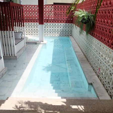 Talakkia Boutique Hotel Bangkok Exterior photo