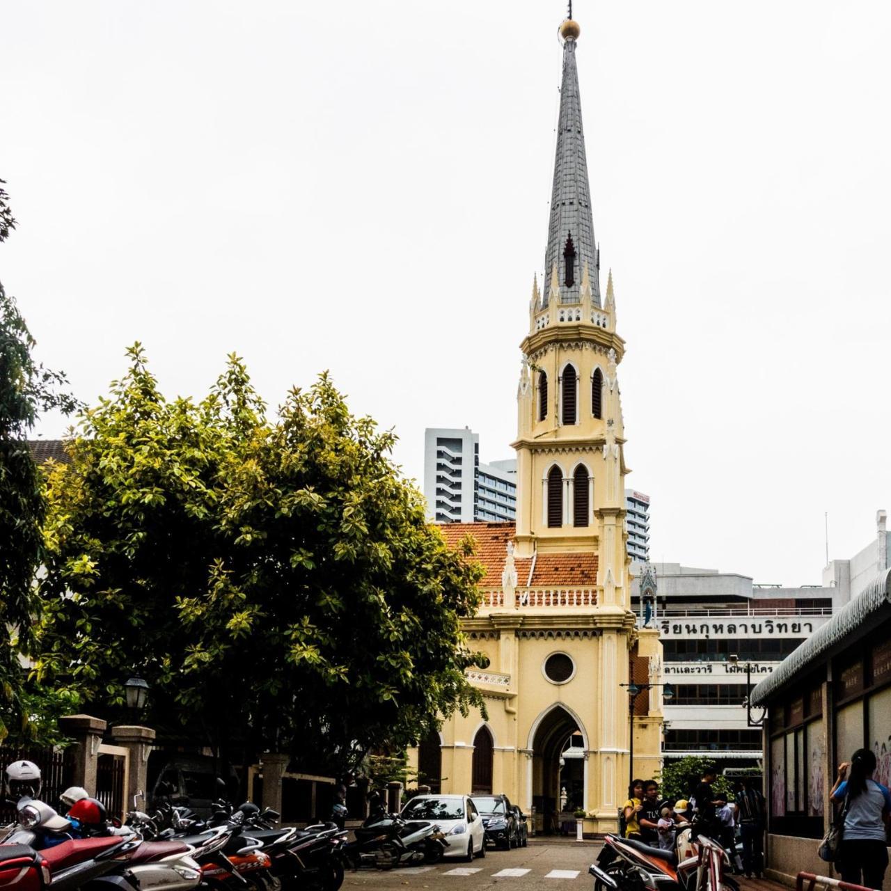 Talakkia Boutique Hotel Bangkok Exterior photo